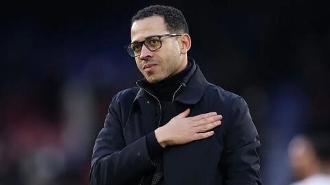 Chelsea hồi sinh với HLV Liam Rosenior 